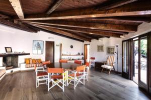 Posezení v ubytování VILLA CON MAGNIFICO TERRAZZO IUN P6868 + 39 fotografií