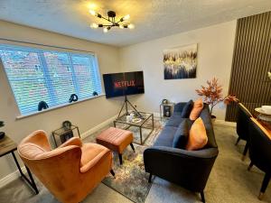 TV a/nebo společenská místnost v ubytování No56 - 2-bed Boutique Apartment - Hosted by Hutch Lifestyle