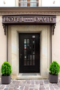 Framhlið eða inngangur David Boutique Hotel