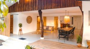 Posezení v ubytování Cuatro Vientos Lodge & Apartments - Mal País, Costa Rica
