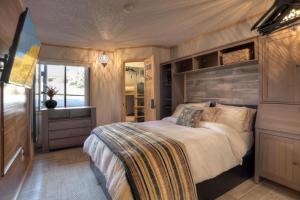 Ένα ή περισσότερα κρεβάτια σε δωμάτιο στο 1 BR Angelhaus 109