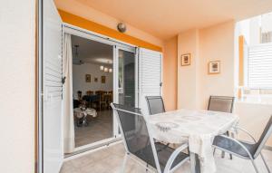Φωτογραφία από το άλμπουμ του 2 Bedroom Lovely Apartment In Oropesa σε Oropesa del Mar +18 φωτογραφίες