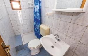 Koupelna v ubytování Apartmani Lorena
