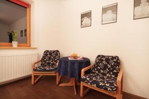 Posedenie v ubytovaní ApartSerwis - Apartment U Sabały Centrum
