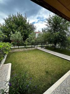 Zahrada ubytování Denize Yakın Müstakil Tripleks Villa