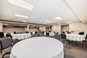 Konferenční prostory v ubytování Grande Cache Inn & Suites