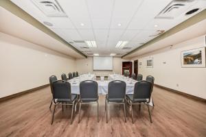 Konferenční prostory v ubytování Grande Cache Inn & Suites