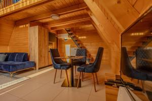 Prostor za sedenje u objektu Batllava Premium Resort