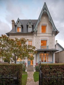 Bygningen som villaen ligger i