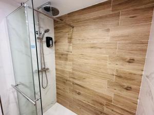 Et badeværelse på El Teatro del Pilar + 27 billeder