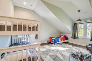CiceroSteps From Oneida Lake Spacious Gem with Game Room!的相册照片