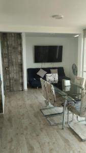 Fotografie z fotogalerie ubytování Apartamento en hacienda peñalisa mango, Ricaurte v destinaci Ricaurte