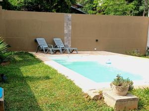 Πισίνα στο ή κοντά στο La Rufina Lodge