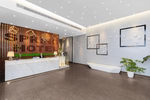 Vstupní hala nebo recepce v ubytování Spring Time Hotel