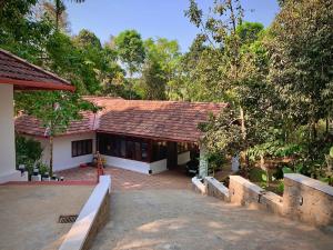 Το κτήριο όπου στεγάζεται  το δωμάτιο σε οικογενειακή κατοικία