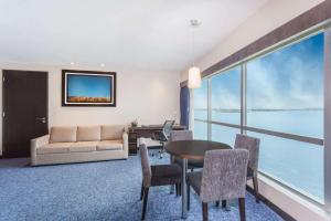 Posezení v ubytování Wyndham Guayaquil, Puerto Santa Ana