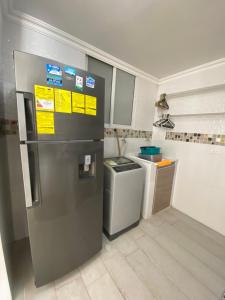 Kuchyň nebo kuchyňský kout v ubytování LIVING CARTAGENA Apto de lujo