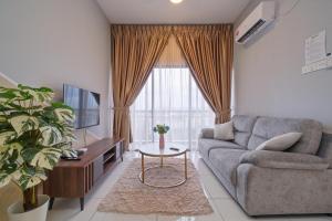 Televisyen dan/atau pusat hiburan di The Horizon Ipoh 3BR L16 by Grab A Stay