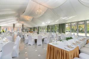 Restaurace v ubytování Royal Hotel Modlin