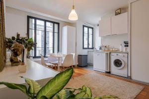 Gallery image of Charmant 2 pièces avec terrasse ensoleillée à deux pas du Bois-de-Boulogne et Rolland Garros in Boulogne-Billancourt +4 photos