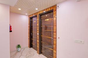 Fotografie z fotogalerie ubytování Super Hotel O Rishabh Inn v destinaci Ghaziabád
