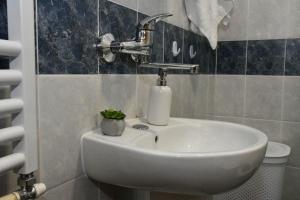 Bilik mandi di Apartman Sweet Dreams