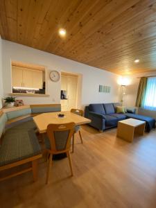 Χώρος καθιστικού στο Bargehr Marion