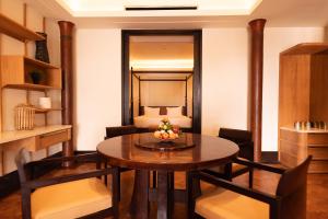 Χώρος καθιστικού στο 1BR Suite Ocean View