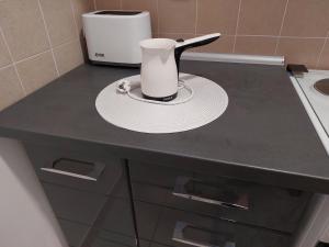 Dapur atau dapur kecil di Apartman Sweet Dreams