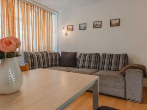Posezení v ubytování Apartment Haus Achenstrasse-2 by Interhome