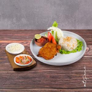 酒店内部或周边提供的食物