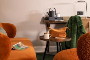 Posezení v ubytování Hôtel L'Ormaie & Spa