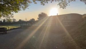 Sončni vzhod oz. zahod, fotografiran iz kampa oz. okolice