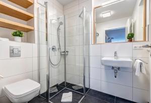 Phòng tắm tại Ferienhaus "Ankersteed"