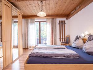 Posteľ alebo postele v izbe v ubytovaní Apartment Tirol by Interhome