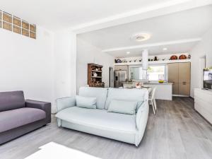 Kuchyň nebo kuchyňský kout v ubytování Villa Villa Marina by Interhome