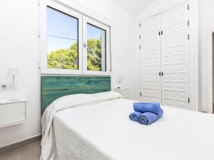 Postel nebo postele na pokoji v ubytování Villa Villa Marina by Interhome