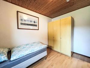 Postel nebo postele na pokoji v ubytování Holiday Home Andrea by Interhome