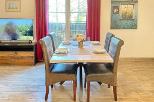 Μια τηλεόραση ή/και κέντρο ψυχαγωγίας στο Baumhaus Baum 4