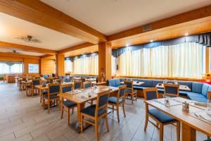 Restaurace v ubytování Alpine Mugon Hotel