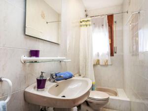 Koupelna v ubytování Villa Villa Barcelona by Interhome