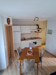 Kuchyň nebo kuchyňský kout v ubytování Apartment Katzer