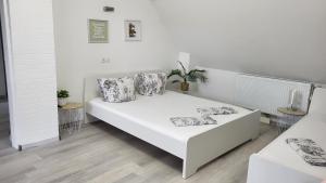 Postel nebo postele na pokoji v ubytování Ferienwohnung Lavanda