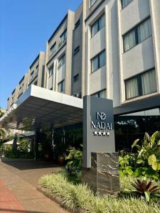 O edifício em que o hotel se localiza