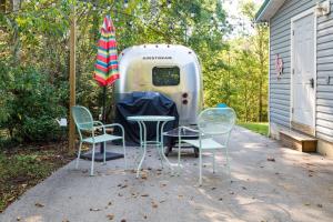 Zahrada ubytování Cozy 1BR Airstream near Leipers Fork - Sleeps 3