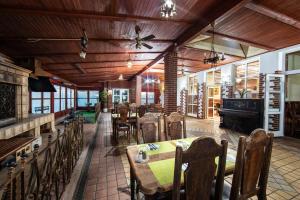 Restaurace v ubytování Hotel Armales