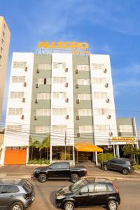 O edifício onde o hotel está situado