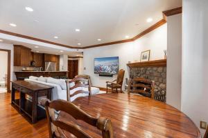 Χώρος καθιστικού στο Strawberry Park 109 condo