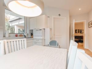 Kuhinja oz. manjša kuhinja v nastanitvi Apartment Susis by Interhome