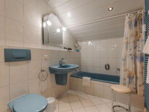 Kúpeľňa v ubytovaní Apartment Alex Top 68 by Interhome